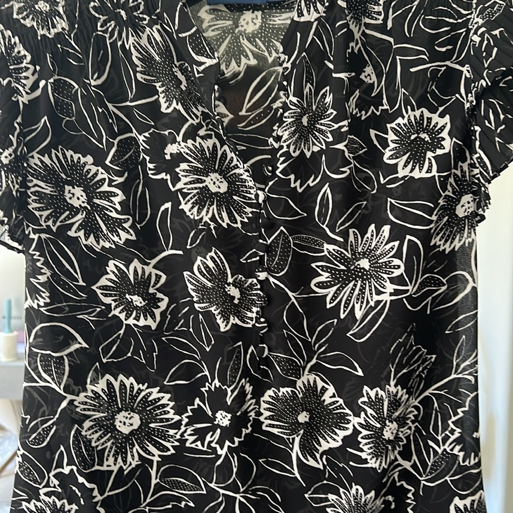 Polo Ralph Lauren black printed floral flutter sleeve top - Picture 4 of 6